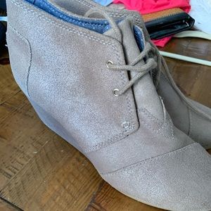 Toms Wedges